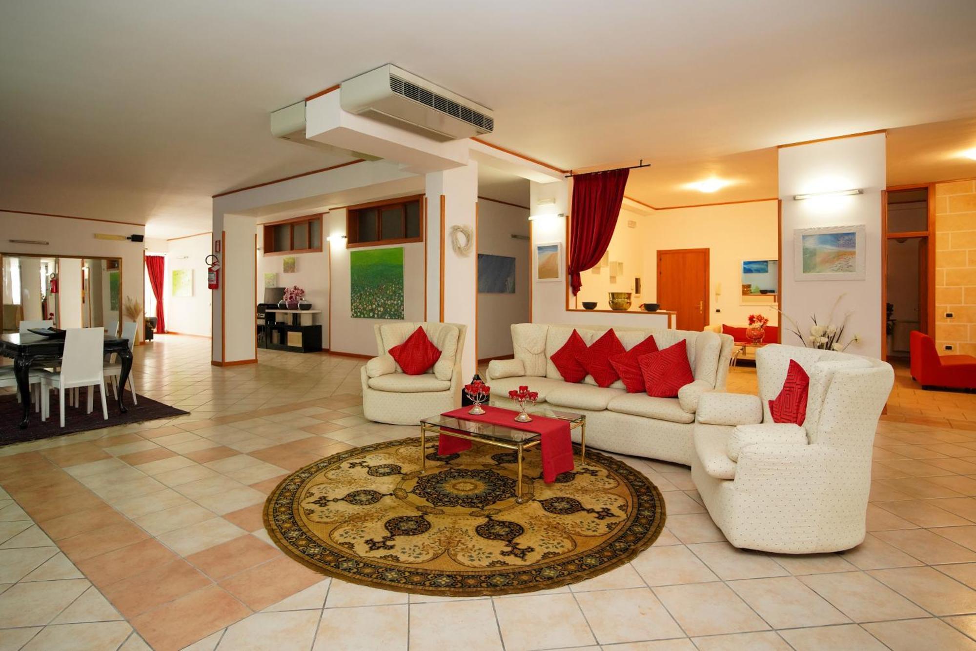 Residence Lupiae Lecce Exterior foto